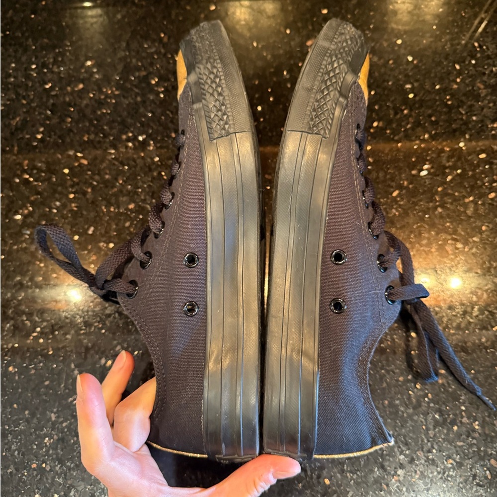 Black gold vintage Sz 6 men’s 8 women’s Converse low top chuck Taylor All Star - Picture 6 of 12